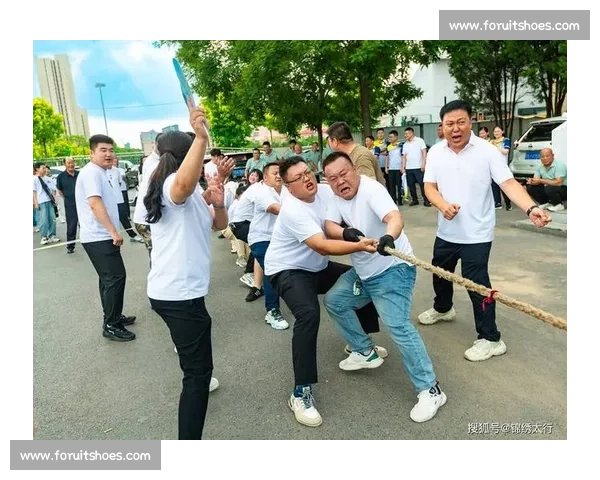 那场激烈拼搏让我们团结奋进的难忘拔河比赛经历